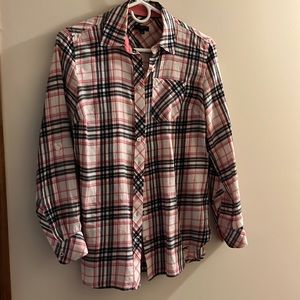 Talbots Petite Petite longer shirt. EUC.